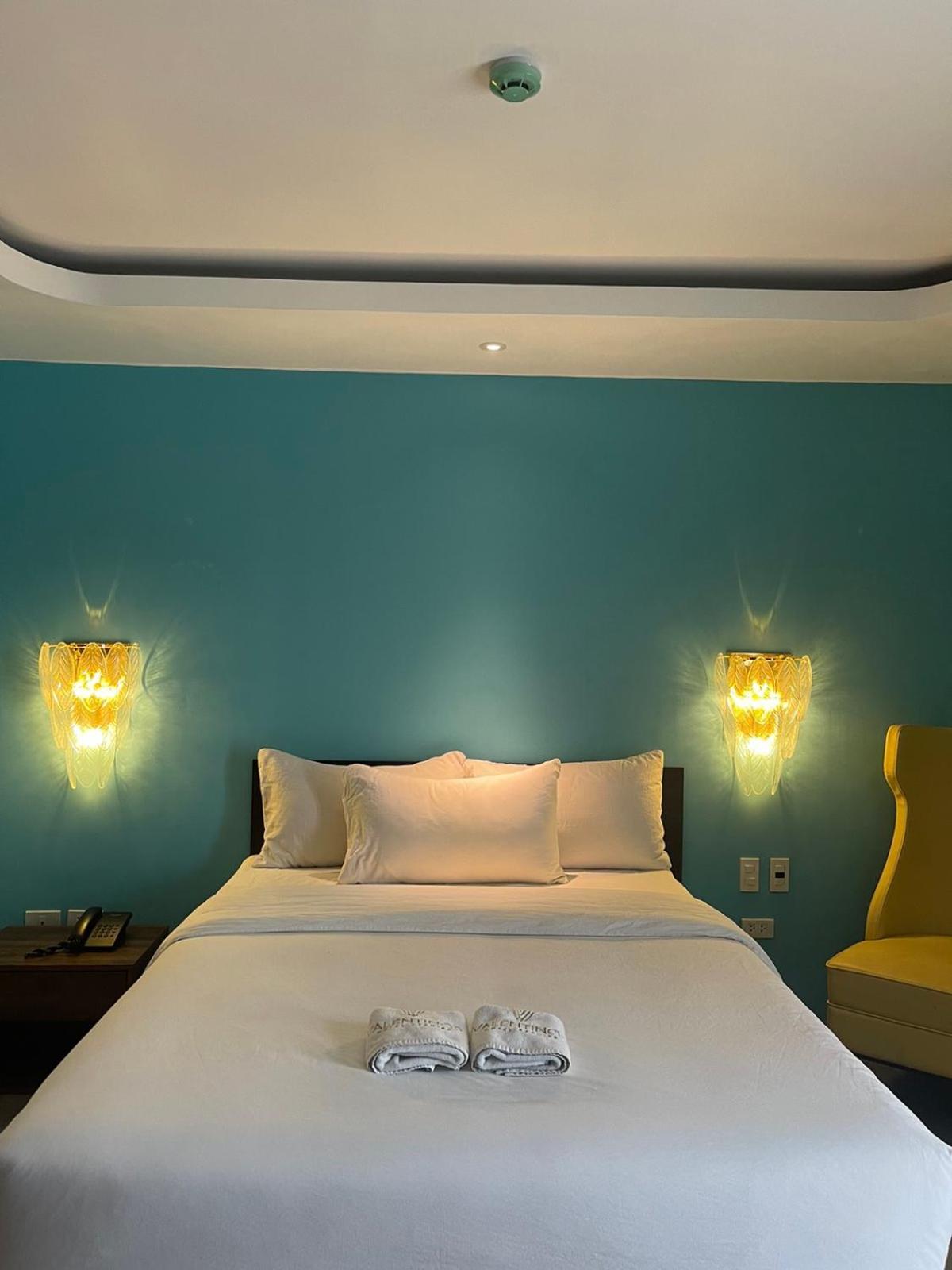 Valentino'S Hotel Angeles Ngoại thất bức ảnh