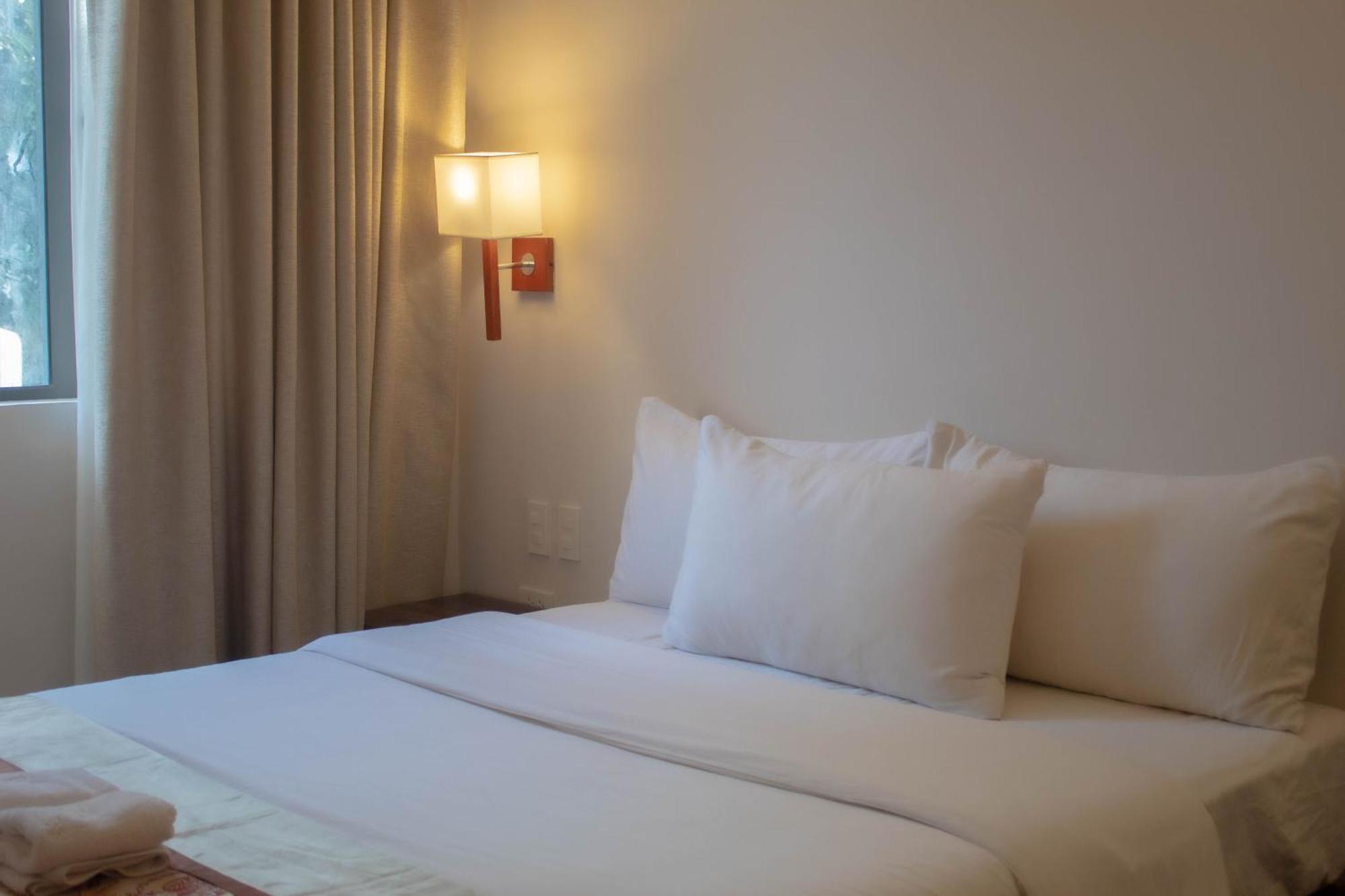 Valentino'S Hotel Angeles Ngoại thất bức ảnh