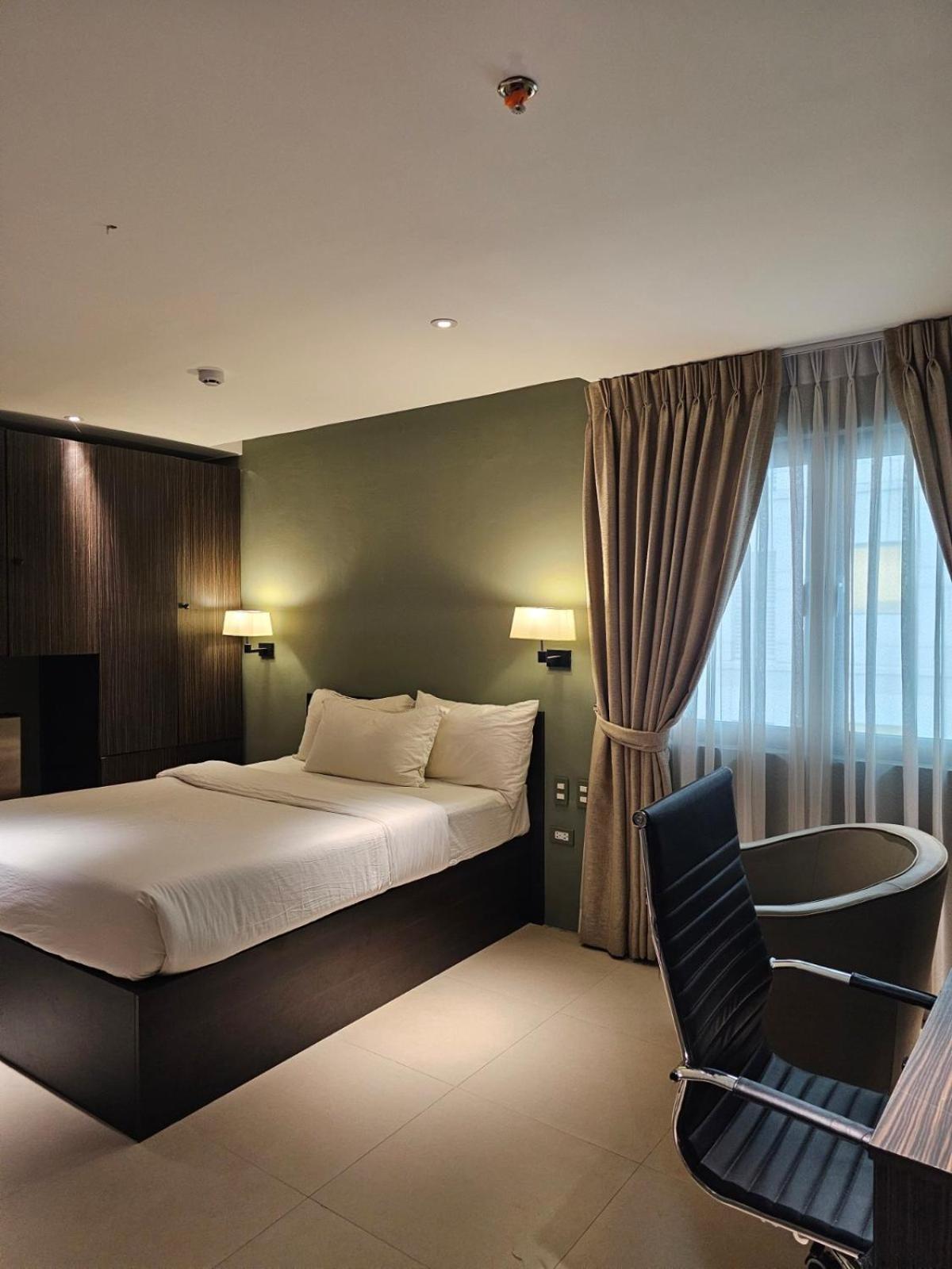 Valentino'S Hotel Angeles Ngoại thất bức ảnh