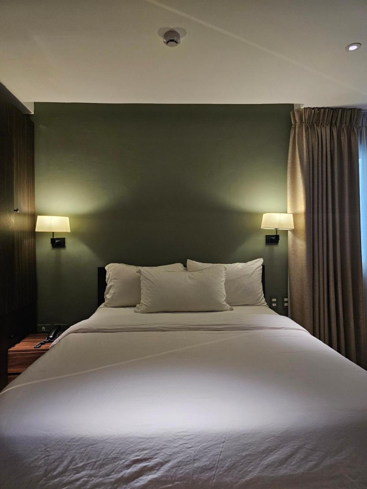 Valentino'S Hotel Angeles Ngoại thất bức ảnh