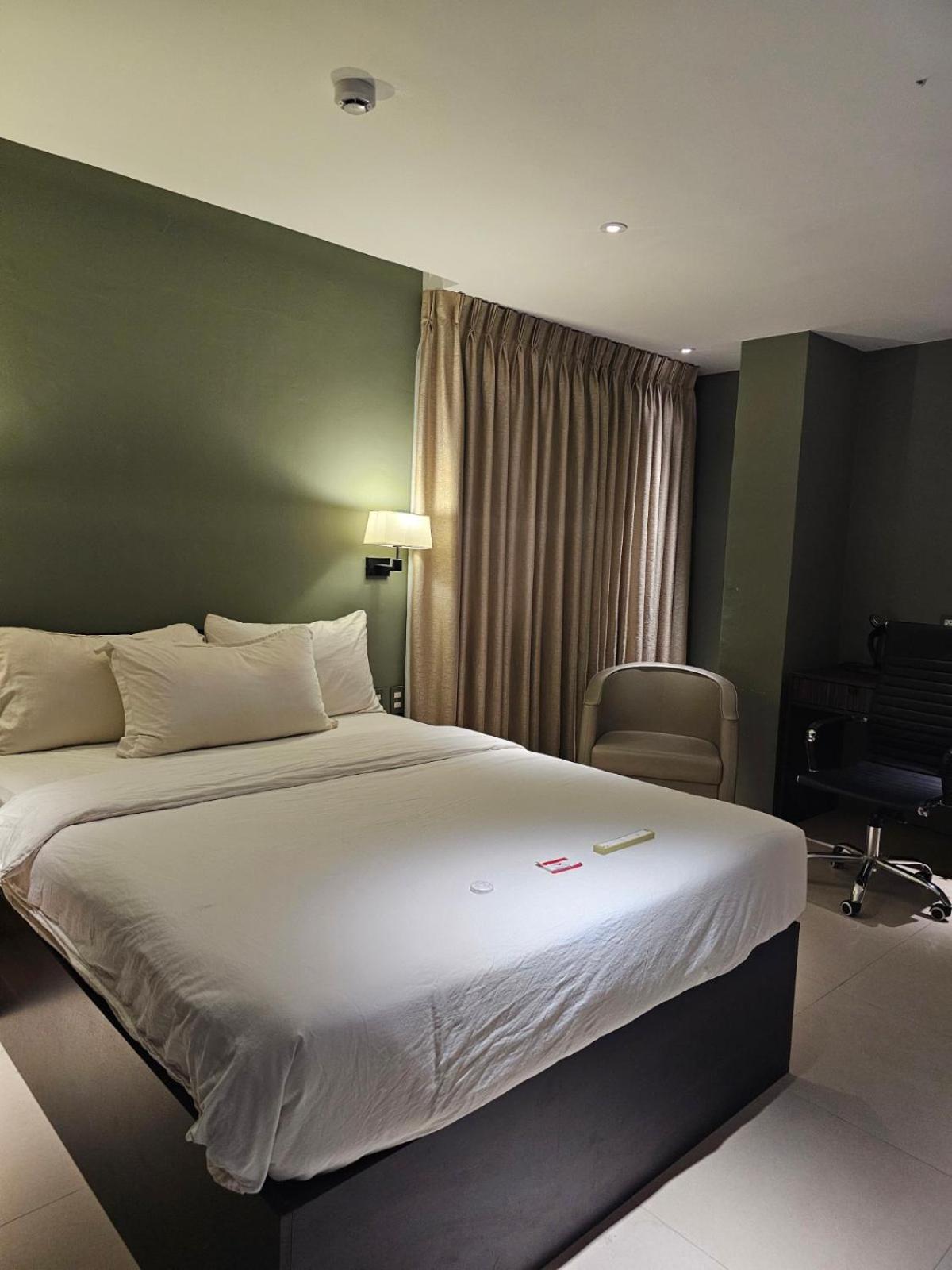Valentino'S Hotel Angeles Ngoại thất bức ảnh