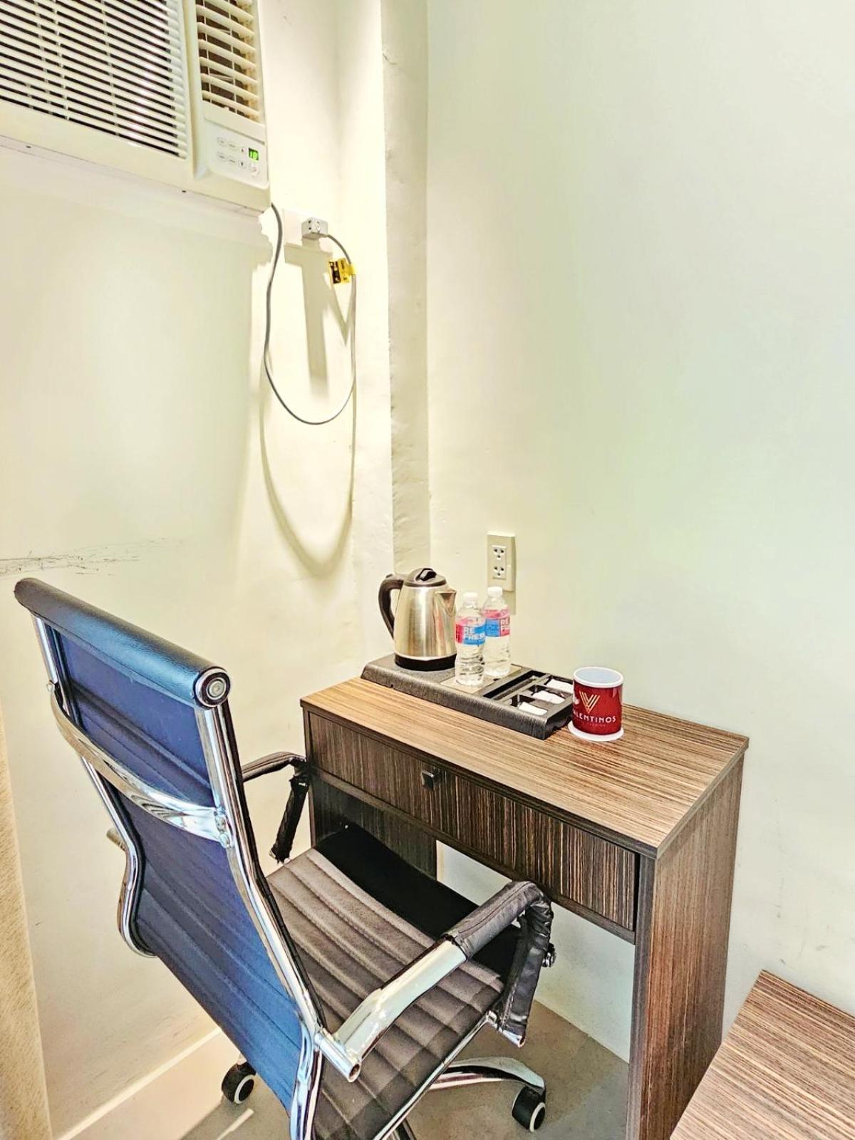 Valentino'S Hotel Angeles Ngoại thất bức ảnh