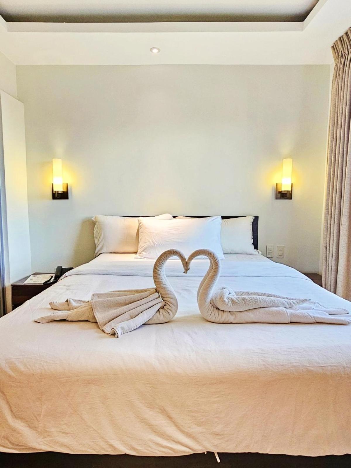 Valentino'S Hotel Angeles Ngoại thất bức ảnh