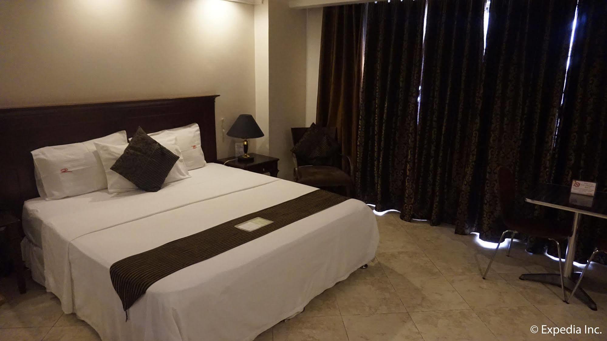 Valentino'S Hotel Angeles Ngoại thất bức ảnh